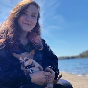 Meet your Posher, Emily